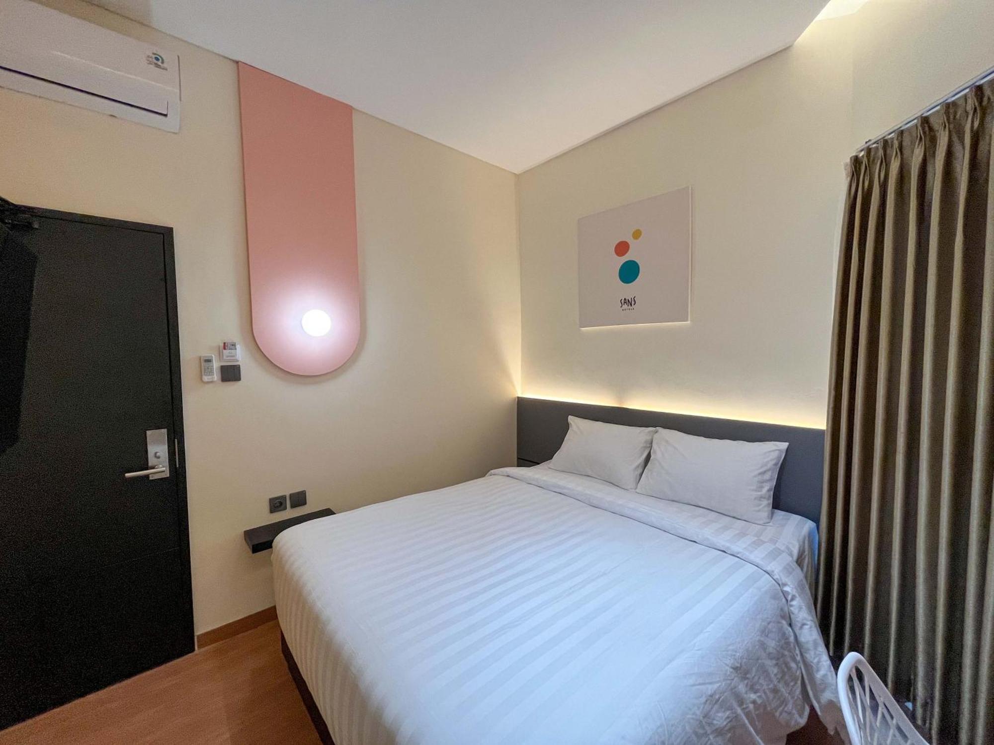 Hotel Sans Premiere Majapahit