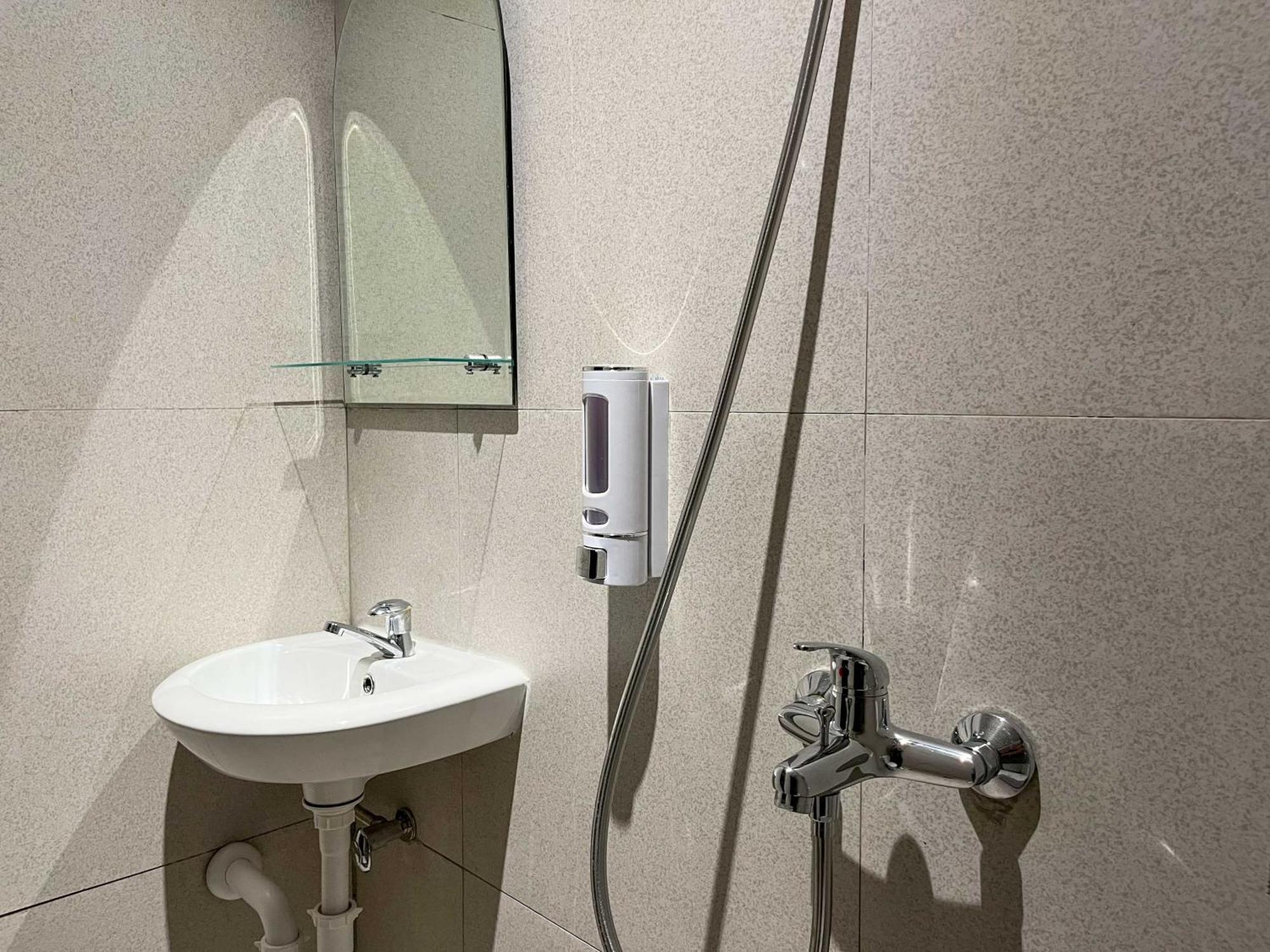 Sans Premiere Majapahit Hotel 3*