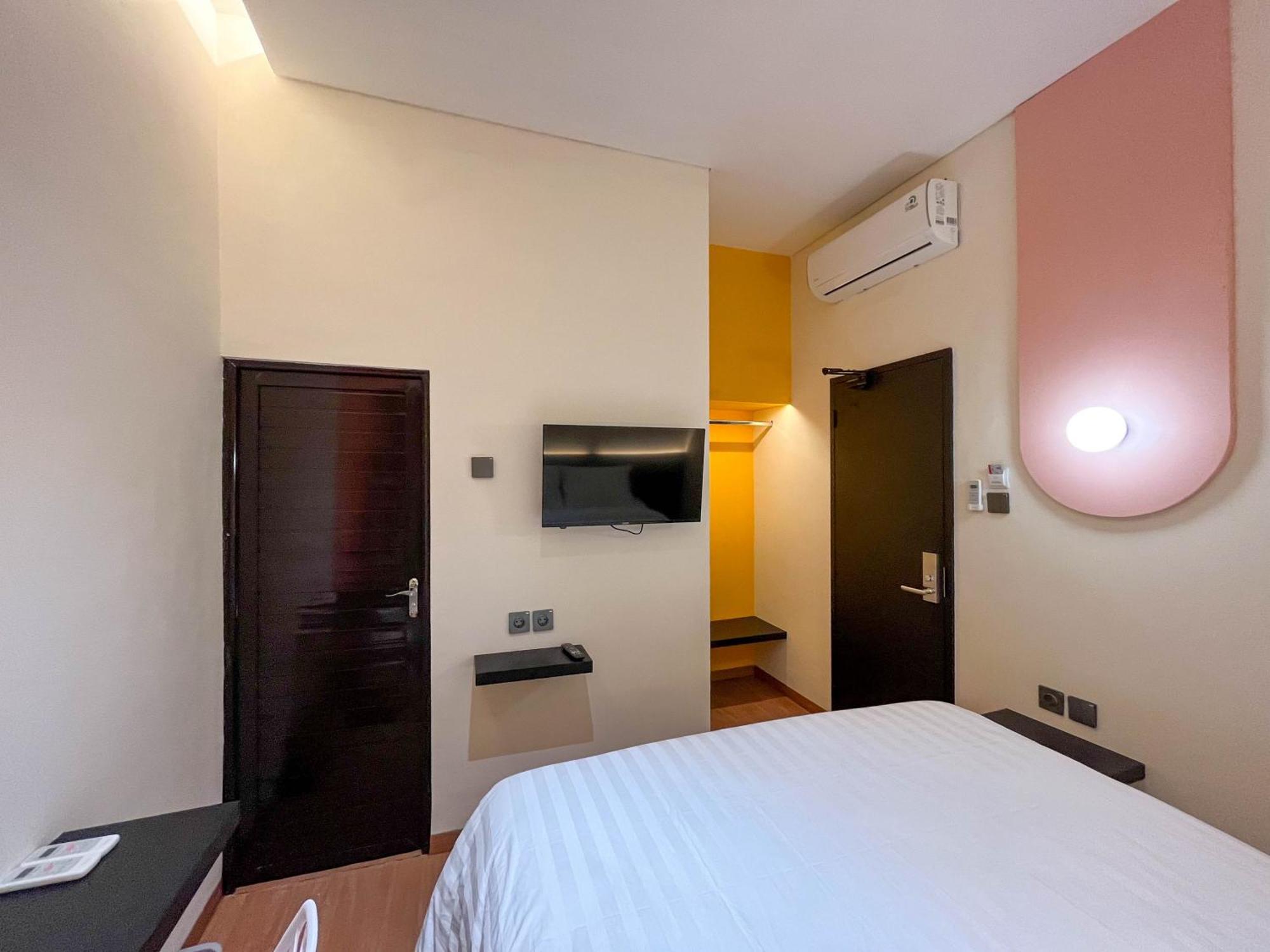 Sans Premiere Majapahit 3* Semarang